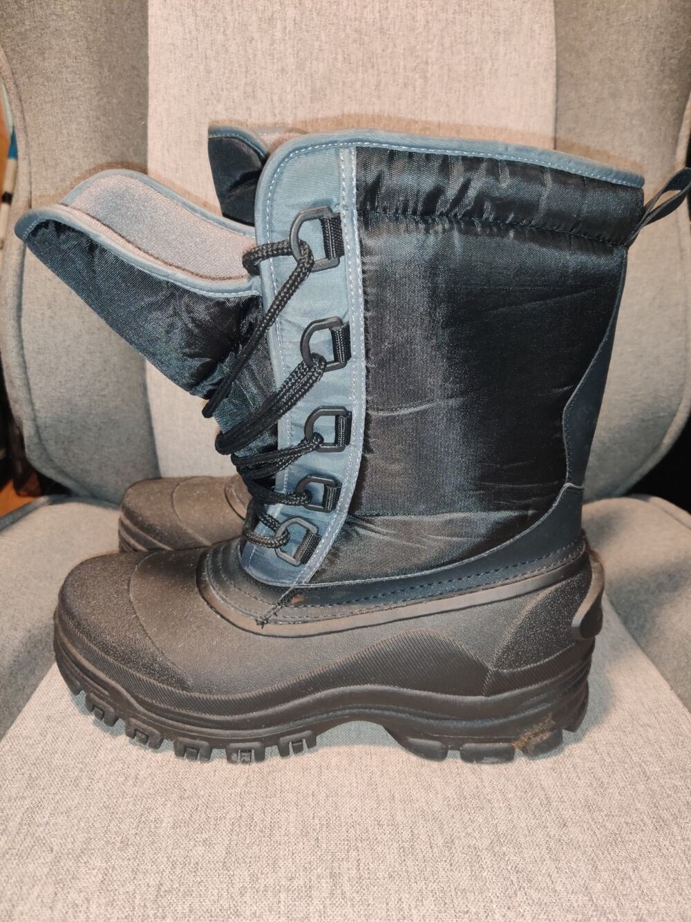 Outbrook Snow Boots Size 8 Men's
